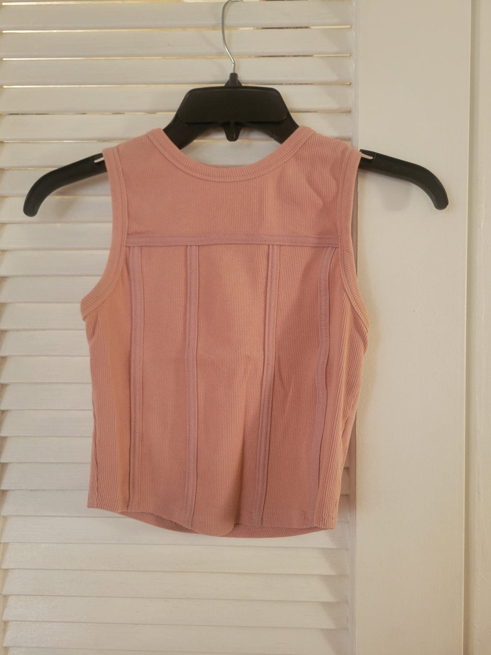 Reoria Ribbed Pink Crop Top
